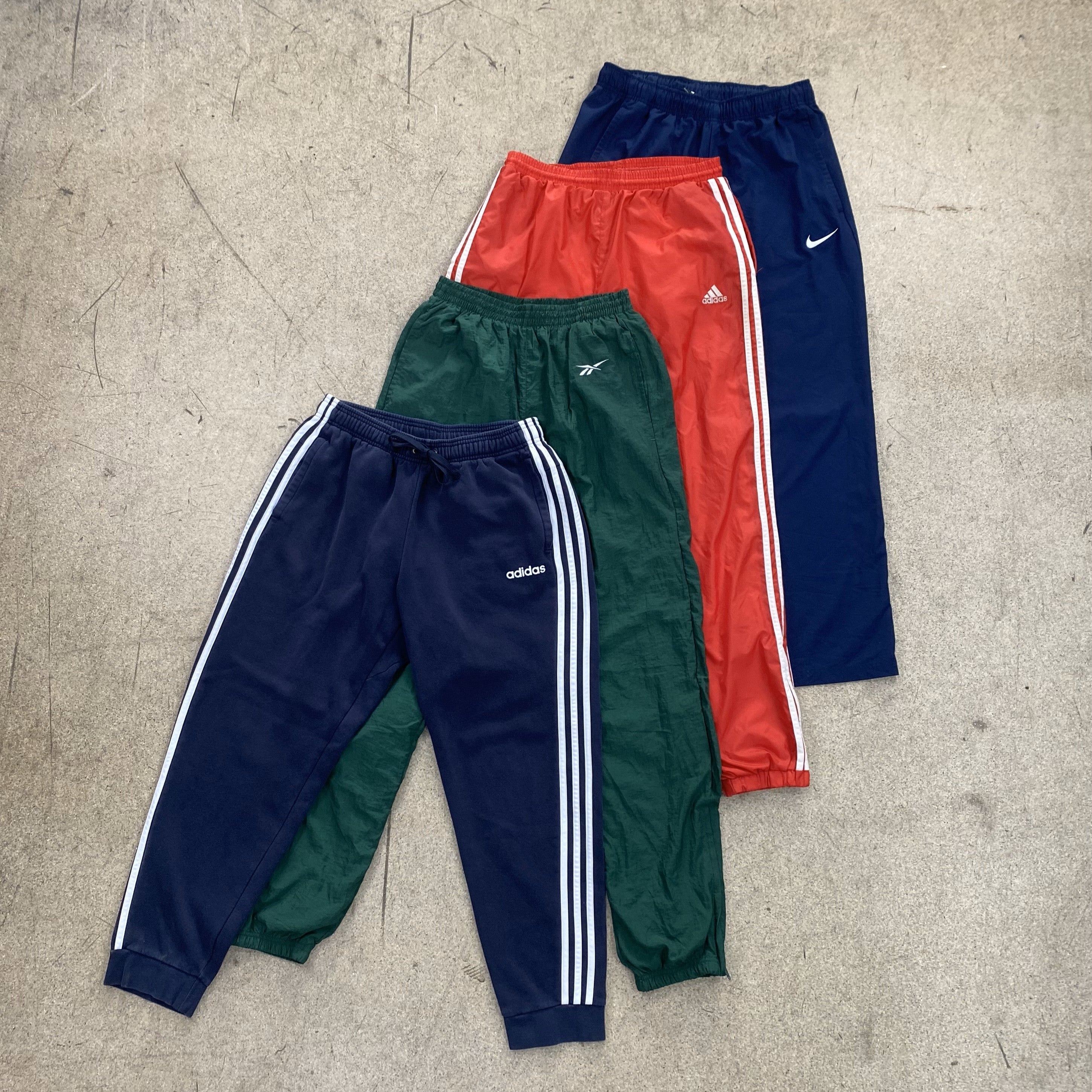 30x BRANDED TRACK PANTS
