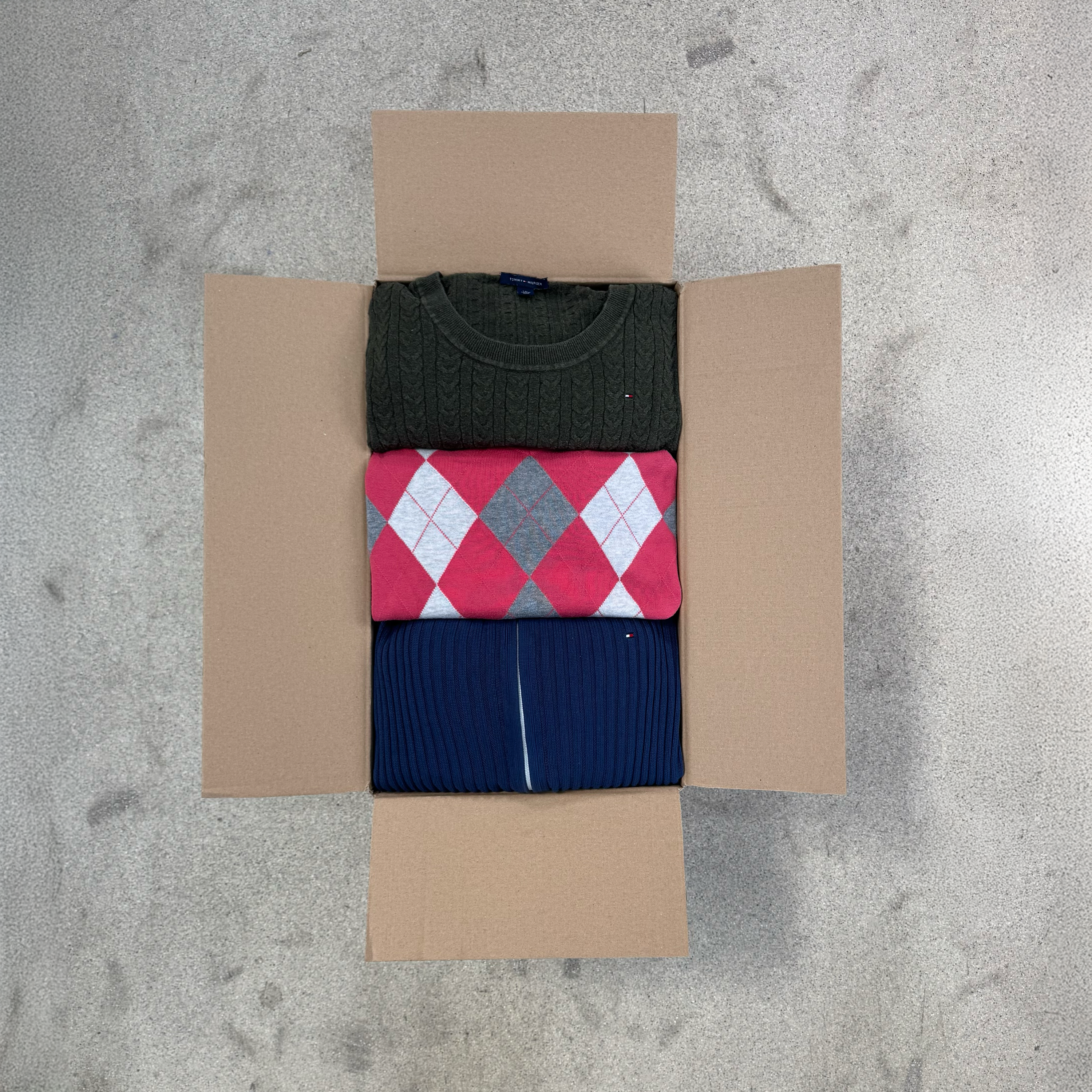 30x TOMMY HILFIGER WOMEN SWEATERS